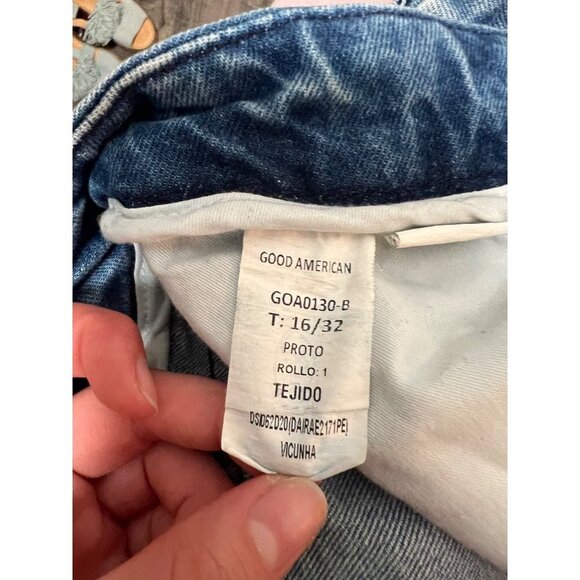 Good American distressed Jeans 16 - Picture 4 of 4